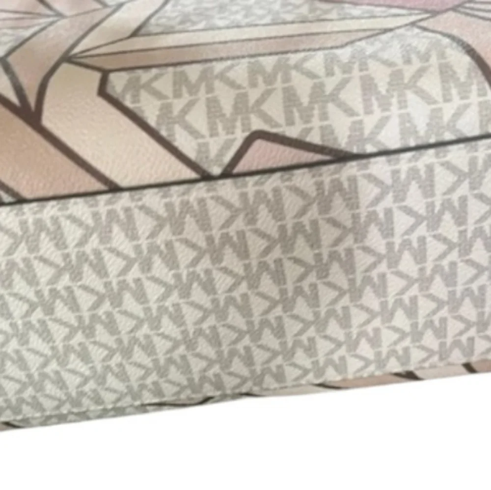 Michael Kors Signature Sinclair Md East West Grab Tote bag & Jet Set Wristlet